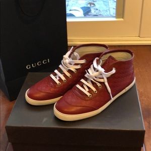 Authentic Brand new gucci sneakers size 36